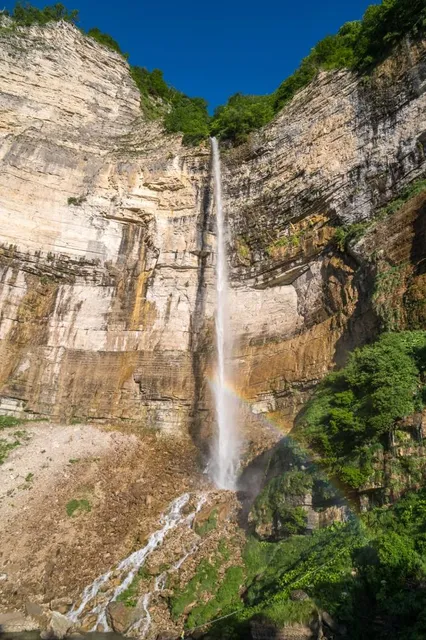 Okatse (Kinchkha) Big Waterfall