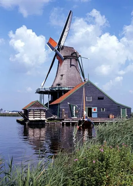 Houtzaagmolen de Gekroonde Poelenburg