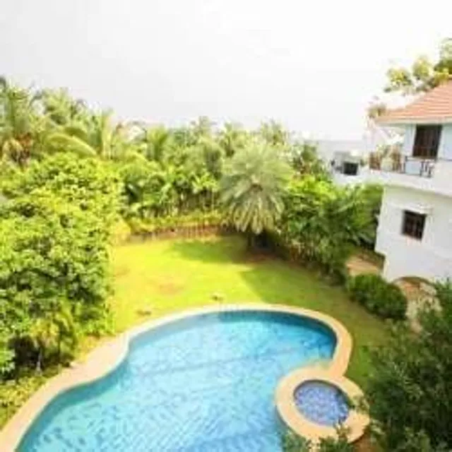 AppleTree Beach House