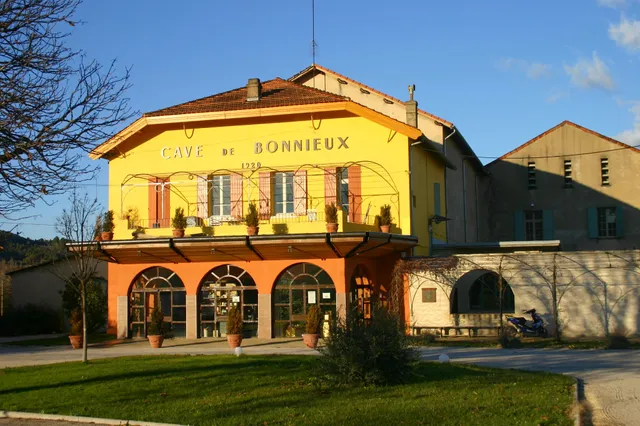 Cave de Bonnieux