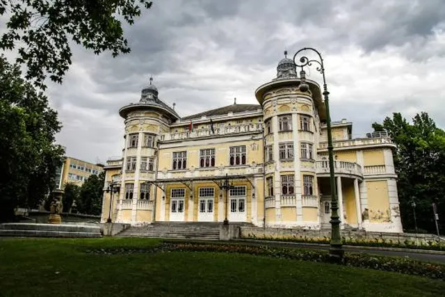Castle Betliar (Estate Museum)