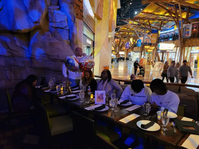 Todd English's Tuscany