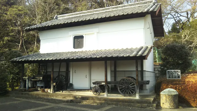 Tachikawa City Museum of History and Folklore, old houses Garden