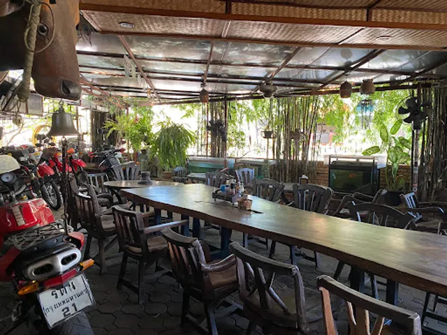 Rider's Corner Bar & Restaurant