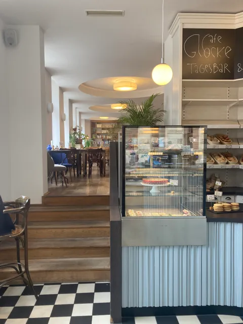 Café Glocke - Tagesbar & Café | Dresden - Neustadt