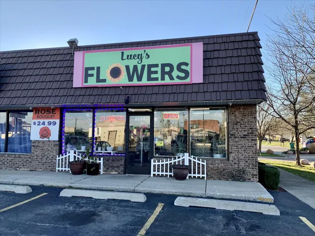 Lucy's Flowers and Gifts