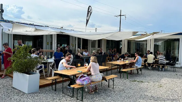 Dive Bär Craft Brewery & Taproom