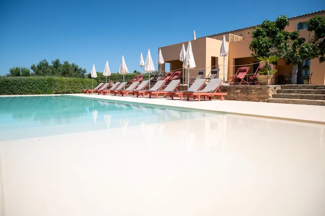 Planeta Country House