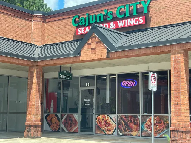Cajun's City Seafood and Wings Atlanta