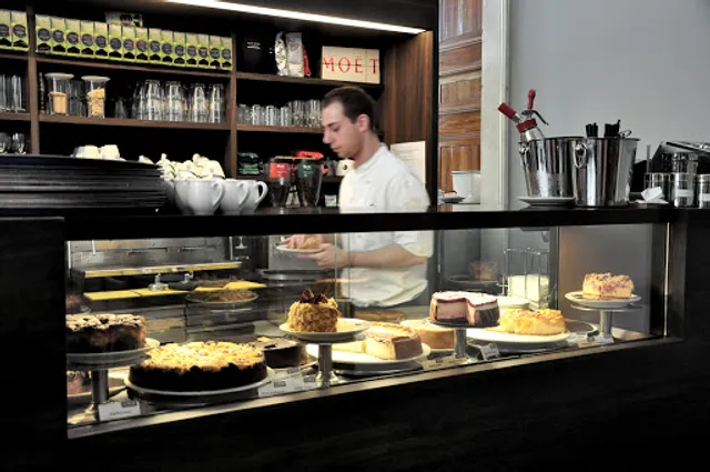 Allegretto Cafè im Neuen Museum