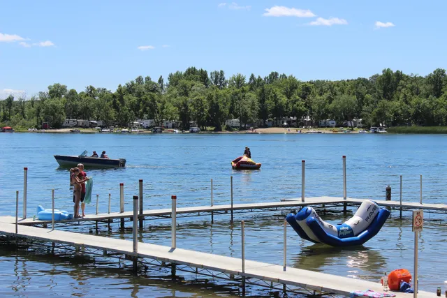 Long Lake Campsite & RV
