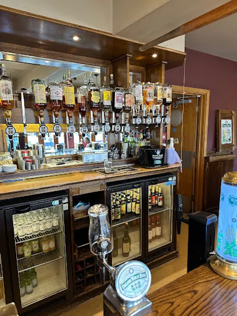 The Gazebo Pub and Riverside Dining