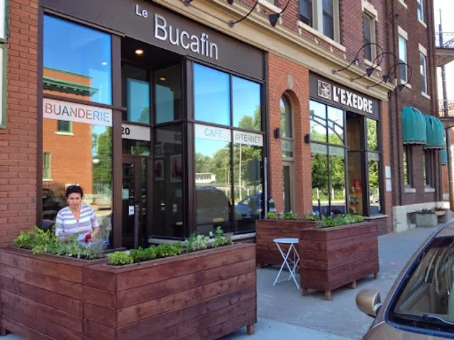 Le Bucafin - Café & Buanderie