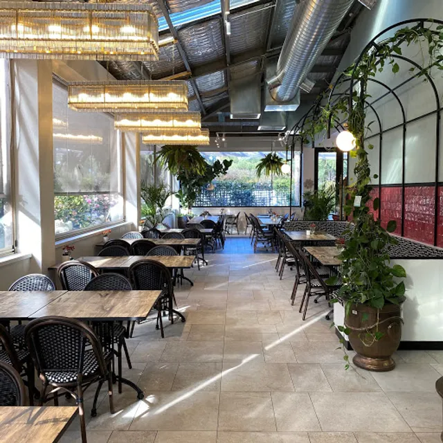 Poppy's Verandah Cafe