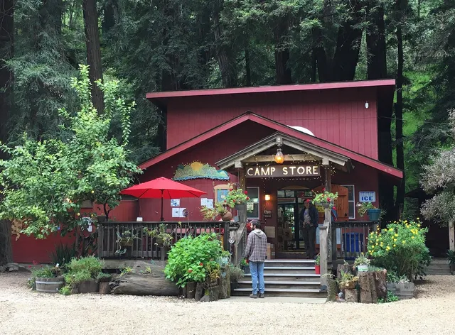 Riverside Campground & Cabins