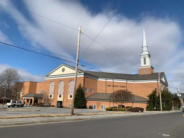 First Baptist Church - Sevierville