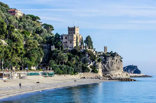 Free Castelletto Beach