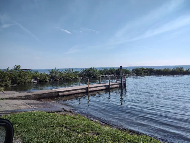 Dean's Cove Boat Launch