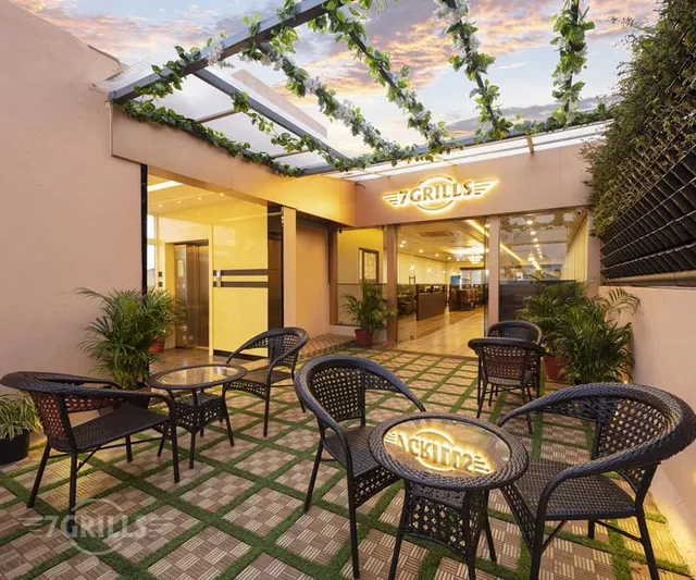 7 Grills Cafe And Restaurant.