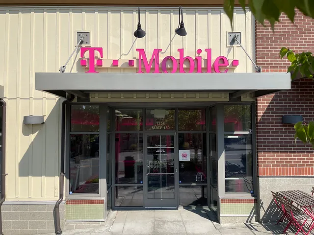T-Mobile Authorized Retailer