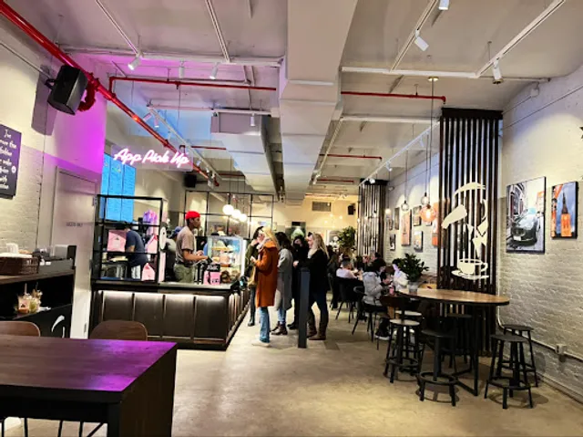 Joe & the Juice - 67 Spring Street - Café, Juice Bar and Sandwich Shop