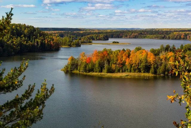 Highbanks Hiking and Ski Trail