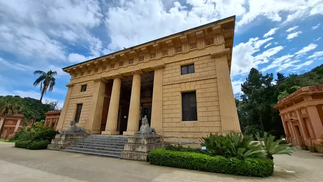 Public and free part of botanical garden