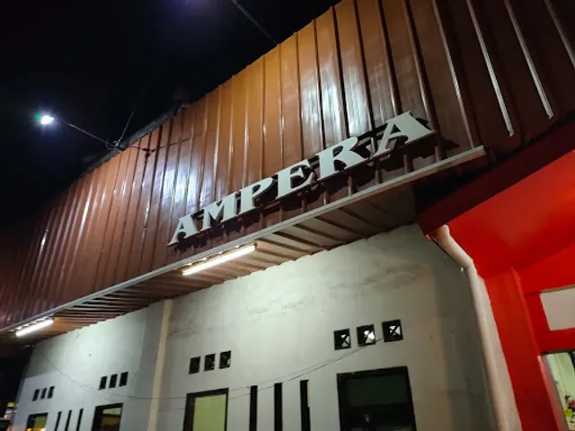 Warung Nasi Ampera - Kebon Kawung