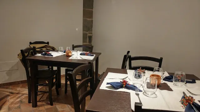 Salsapariglia Italian Ristorantino - Trieste Restaurant