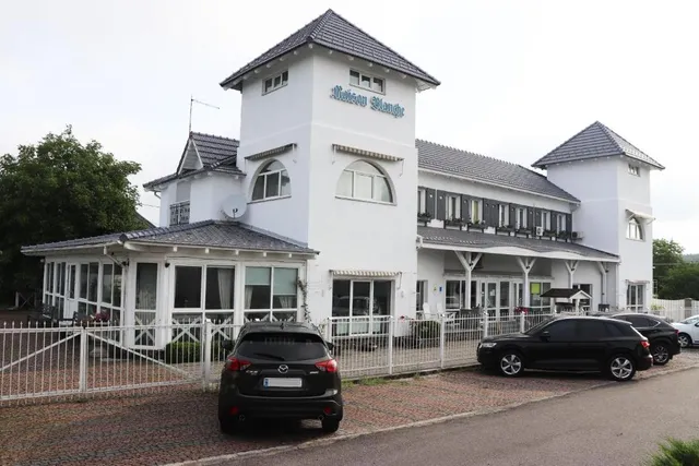 Загородная экоусадьба Maison Blanche - Berezovka