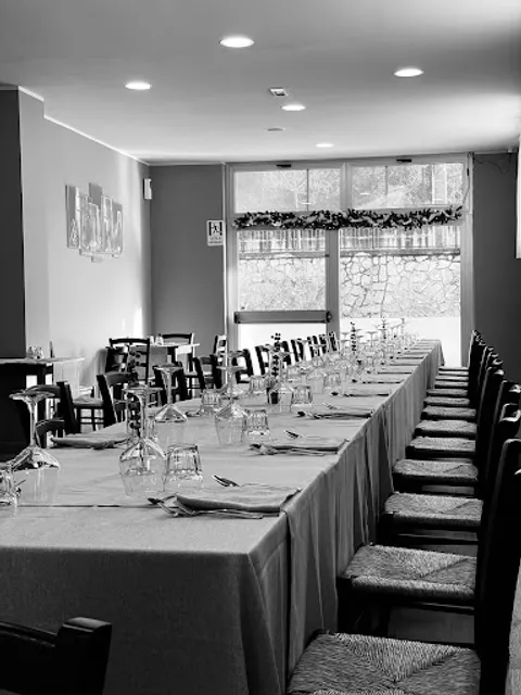 La Rondine 2.0 Trattoria New Age Pizzeria