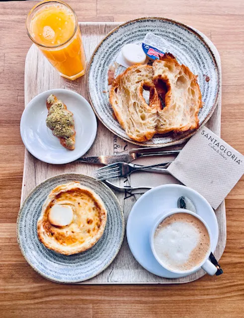 Santagloria Coffee & Bakery