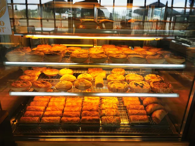 The Baker's Den Bakery Cafe