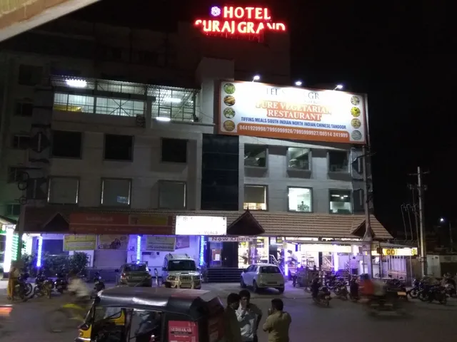 Hotel Suraj Grand