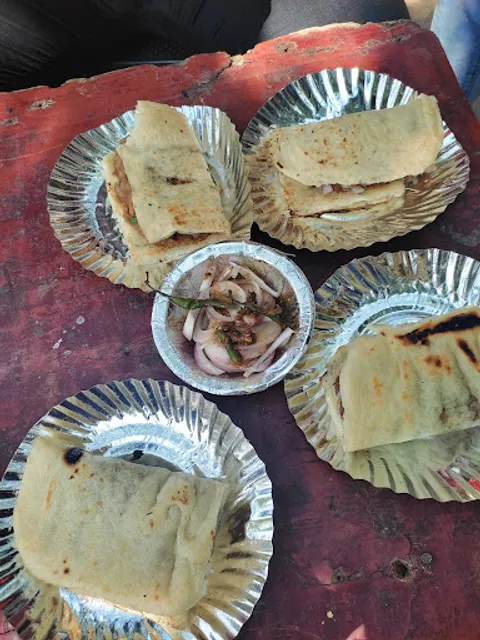 Gopal Ji Chole Bhatoore