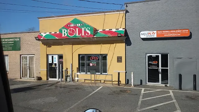 Pizza Boli's