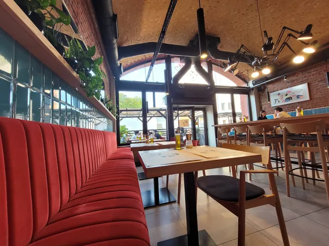 Mercado Tapas Bistro