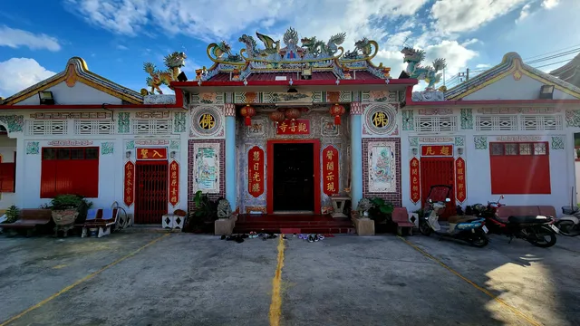 วัดโพธิสัตโตเจ้าแม่กวนอิมเบตง