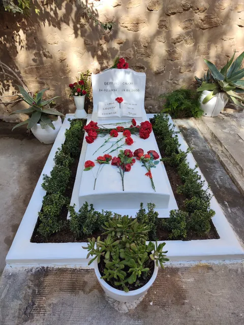 Tomb of Bettino Craxi