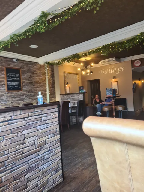 Baileys Bar & Restaurant