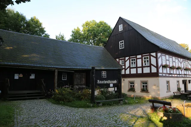 Heimatmuseum Knochenstampfe