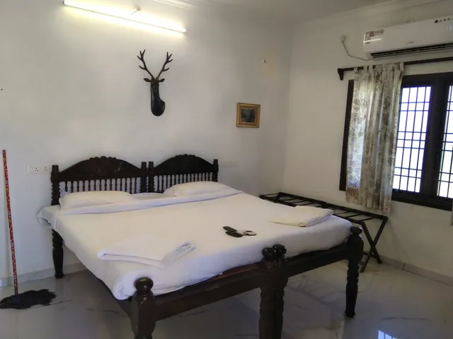 OYO 9784 Heritage 1BHK