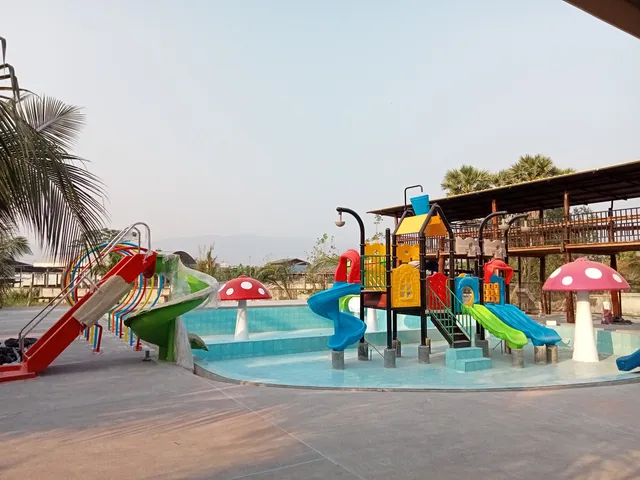 สวนน้ำ Happy Station