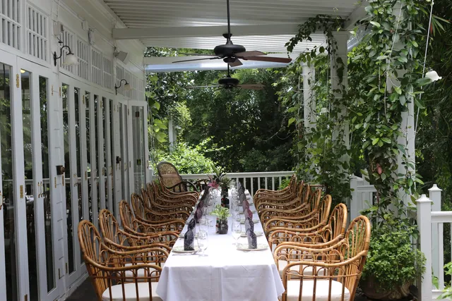 Chivit Thamma Da Coffee House, Bistro & Bar