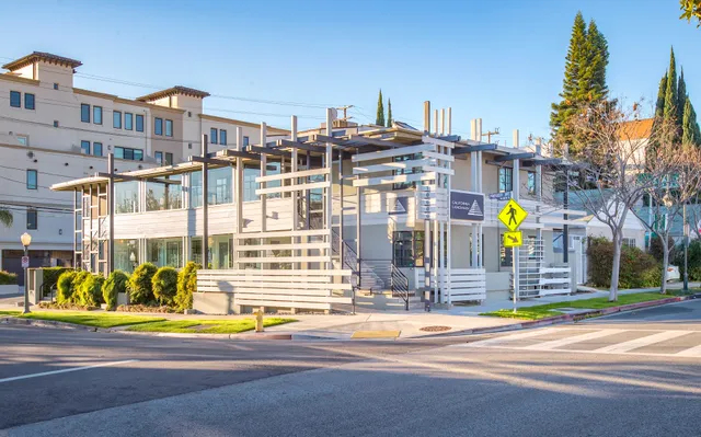 California Landmark Group