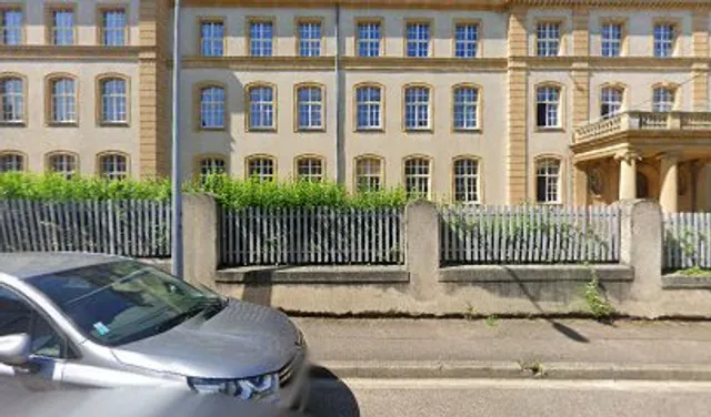 Institut National Supérieur du Professorat et de l'Éducation