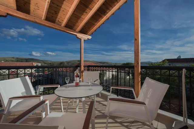 Live in Lemnos Apartments (North, South, Attic)