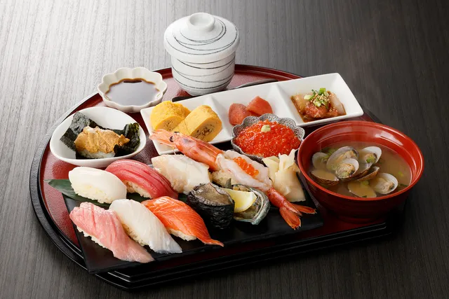 鮮魚専門店 とと市場