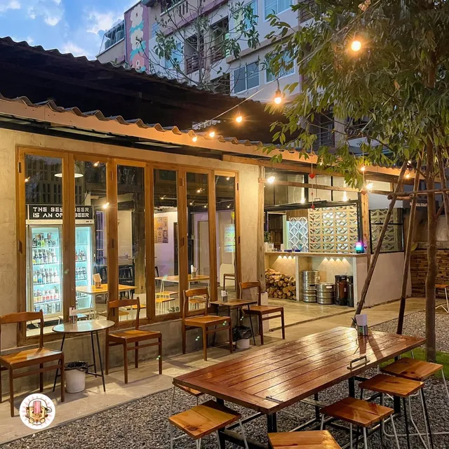 Night and Day Restaurant