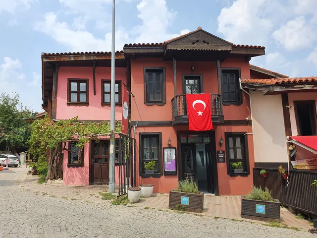 Nilüfer Belediyesi Fotoğraf Müzesi